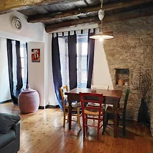 Antico Borgo Apartment Brugnato